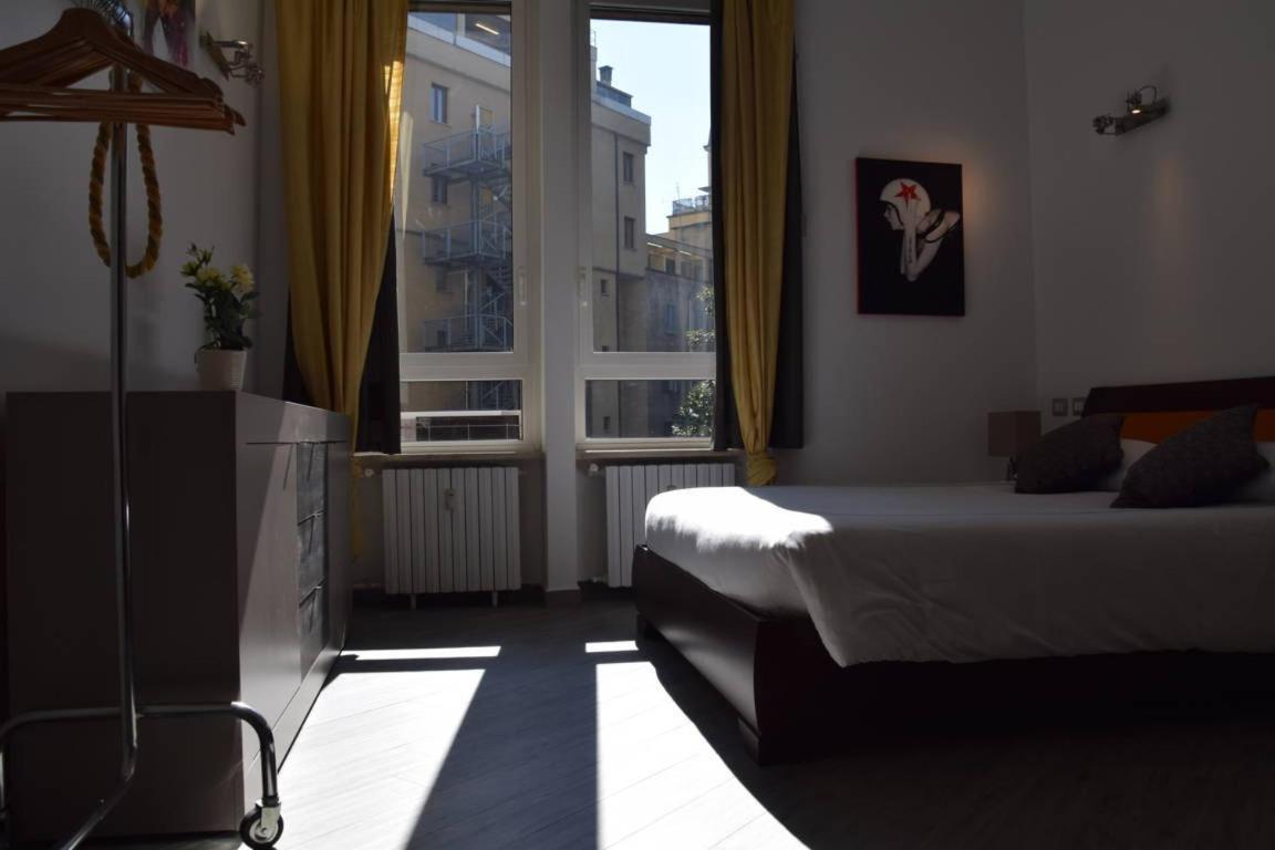 Accomodations Stazione Centrale Milano Esterno foto